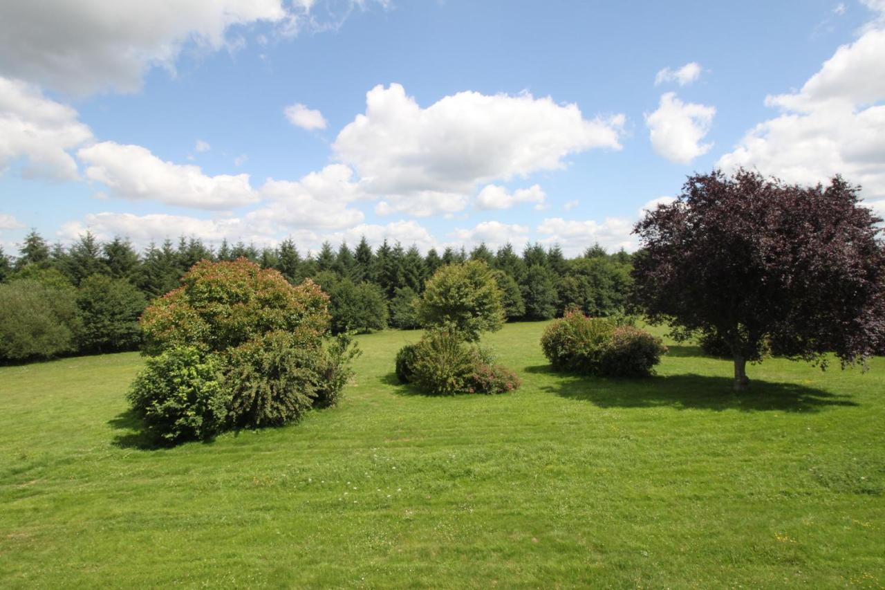 Domaine Les Ourgeaux Hotell Pagéas Exteriör bild