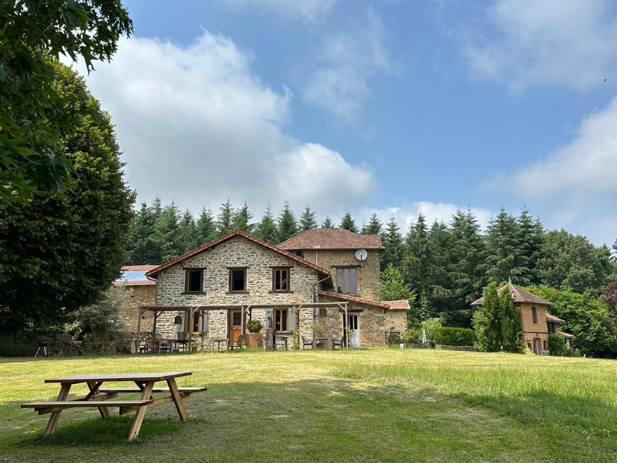 Domaine Les Ourgeaux Hotell Pagéas Exteriör bild